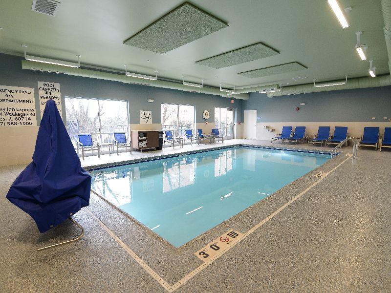 Holiday Inn Express & Suites Chicago North Shore - Niles By Ihg Екстер'єр фото