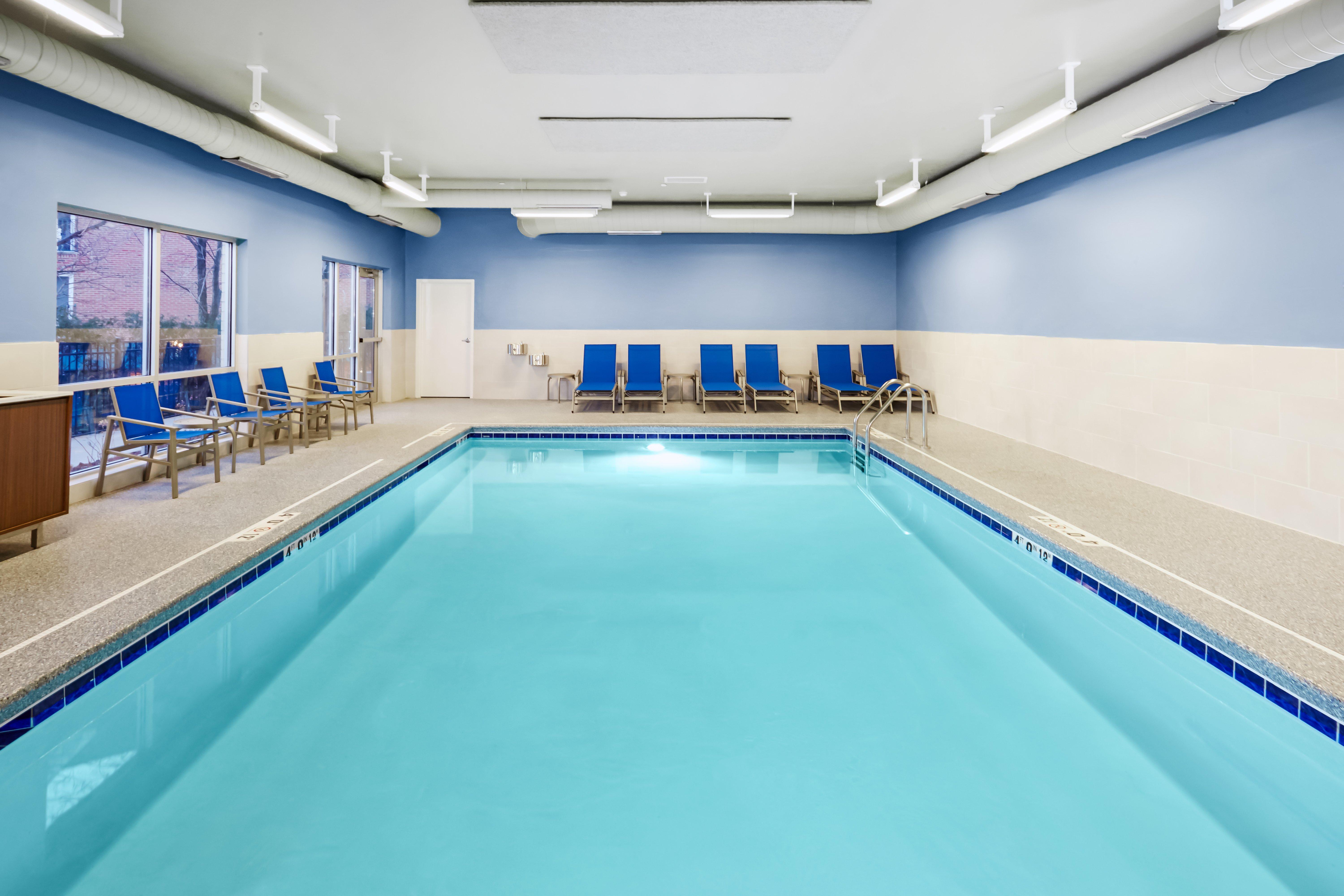 Holiday Inn Express & Suites Chicago North Shore - Niles By Ihg Екстер'єр фото