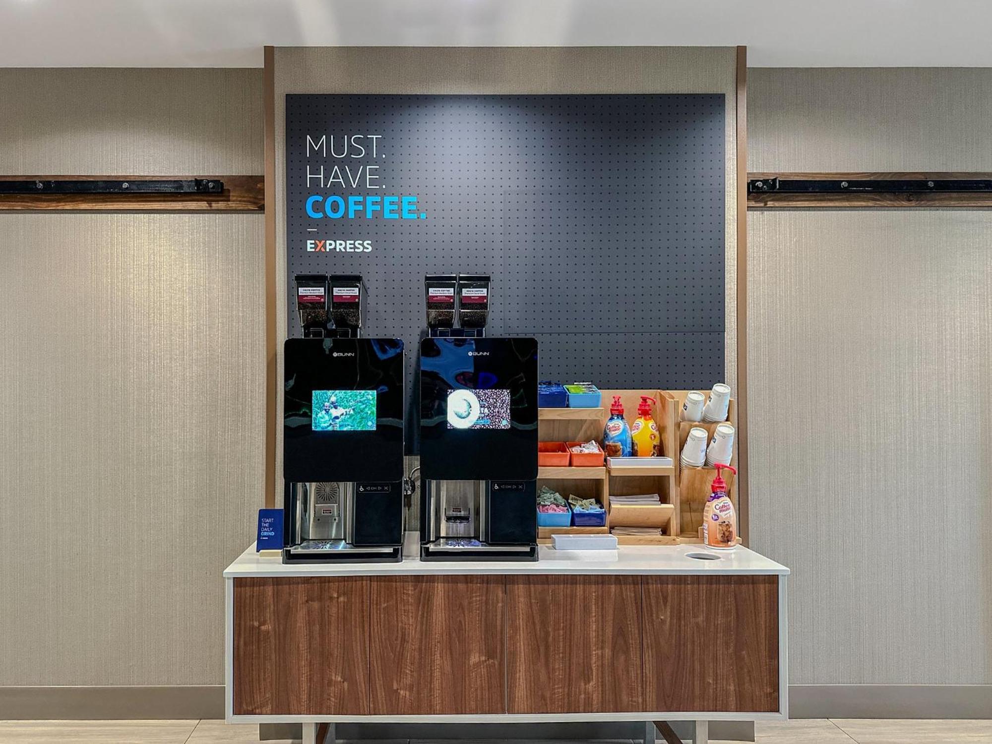 Holiday Inn Express & Suites Chicago North Shore - Niles By Ihg Екстер'єр фото